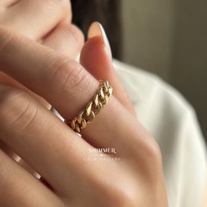 انگشتر طلا کارتیه لَخت